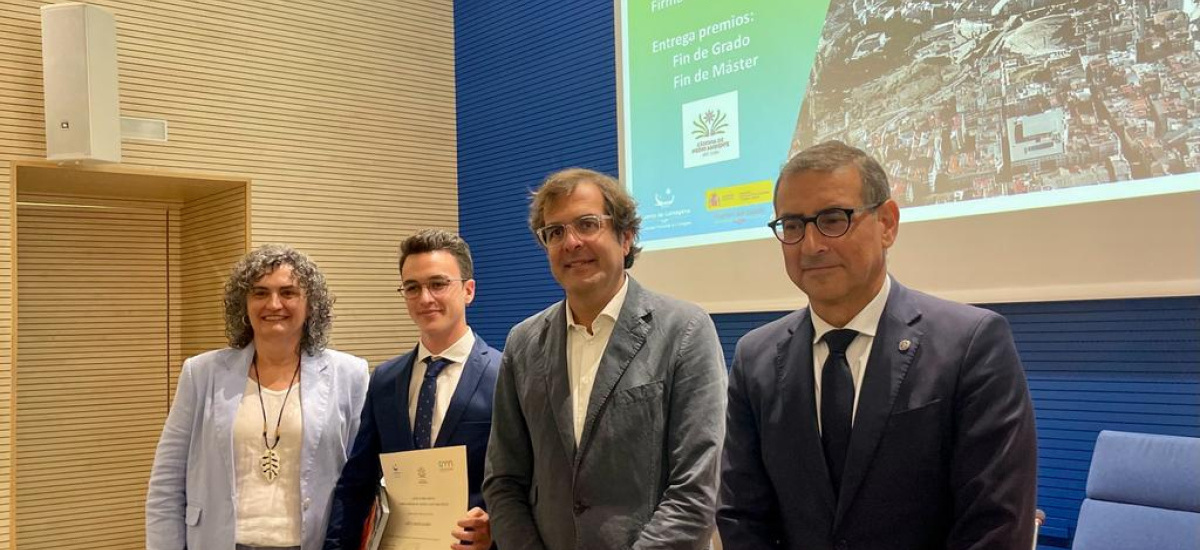 Imagen El estudiante de Industriales Jesús Cabezos, premio Fin de Grado de la Cátedra de Medio Ambiente